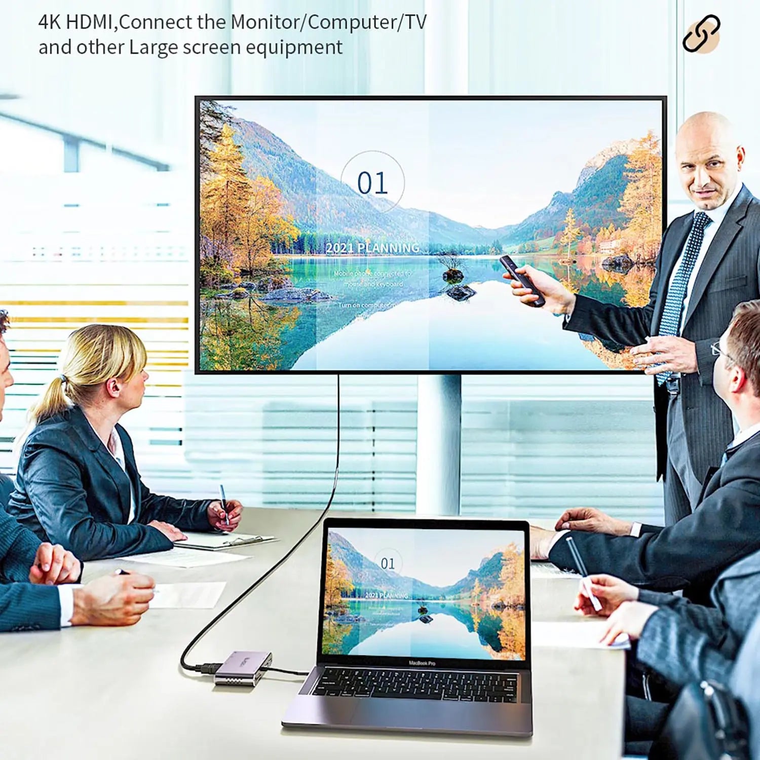 USB C 8 in 1 docking station with dual HDMI